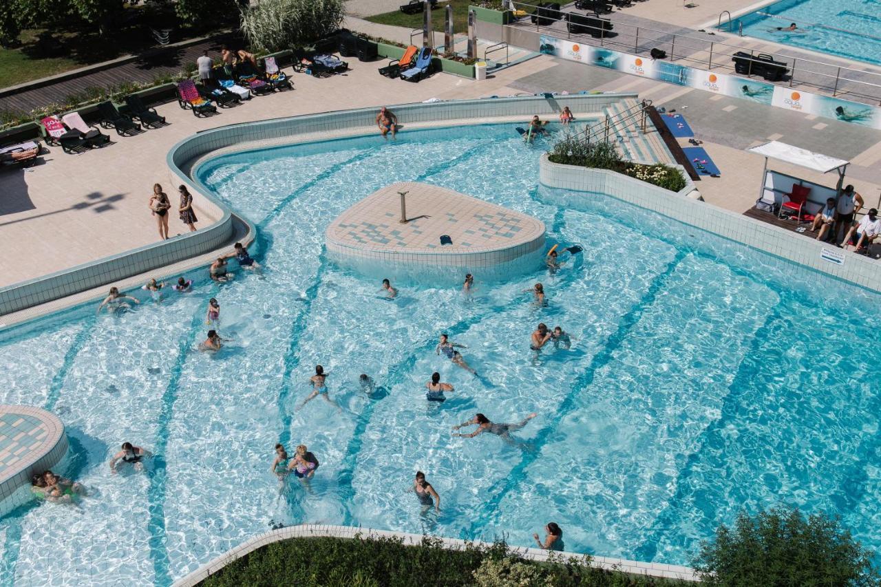 Portobello Wellness & Yacht Hotel Эстергом Экстерьер фото